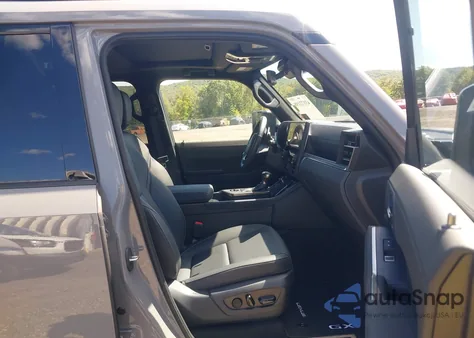 2024 Lexus Gx 550 Premium+ from USA, damaged, VIN JTJTBCDX4R5035279